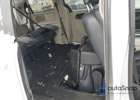 2012 Chrysler Town & Country Touring-L from USA, damaged, VIN 2C4RC1CG9CR125618